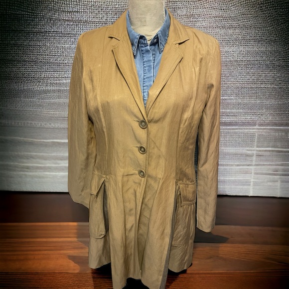 CAbi Lightweight Trench Tan Size Medium - Picture 2 of 11